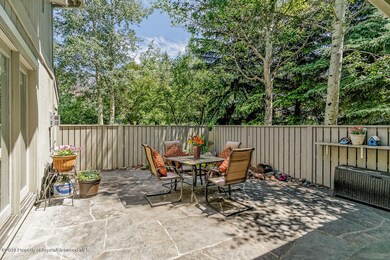 1303DevonCt#303_WEB015