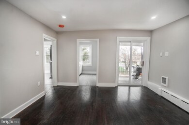 1001 Andrews Ave unit 5, Darby, PA 19023 - photo 6