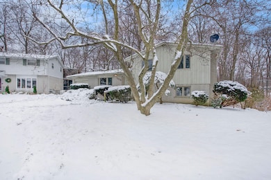 1276 Kuehnle Ct, Ann Arbor, MI 48103 - photo 3