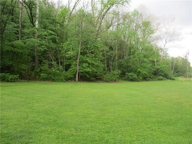 3271 Orchard Rd, Columbus, IN 47201 - photo 4