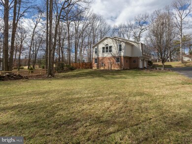 4304 Birch Pond Ln, Fairfax, VA 22033 - photo 3