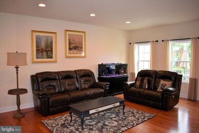 680 Franklin Square Dr, Chambersburg, PA 17201 - photo 7