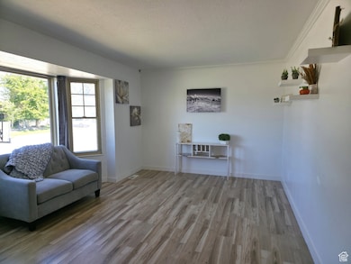 2283 W 470 N, Clearfield, UT 84015 - photo 2