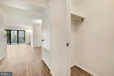 Montebello unit 707, Alexandria, VA 22303 - photo 3