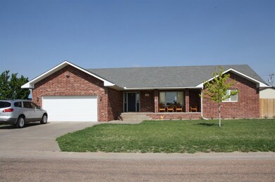 518 Jayhawk Ave, Hugoton, KS 67951 - photo 2