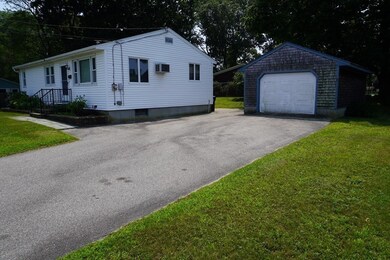 77 Windsor St, Fall River, MA 02723 - photo 2