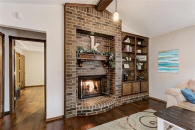 1405 N Park Place, Moore, OK 73160 - photo 5