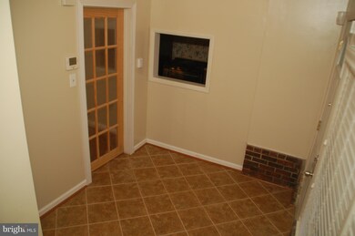 315 Carmody Hills Dr, Capitol Heights, MD 20743 - photo 3