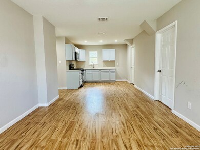418 Fargo Ave, San Antonio, TX 78220 - photo 2