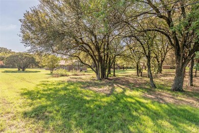 850 E Reno Rd, Azle, TX 76020 - photo 4
