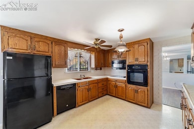 2302 Kent Ln, Colorado Springs, CO 80909 - photo 3
