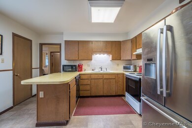 3208 Bevans St, Cheyenne, WY 82001 - photo 6