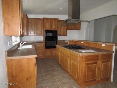 022-195666 kitchen 6