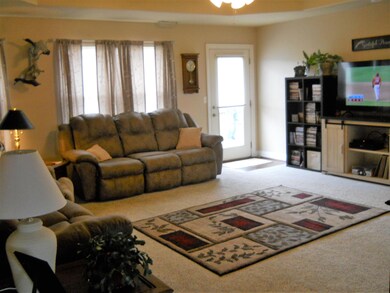 413 Echo Valley Cir, Reeds Spring, MO 65737 - photo 5