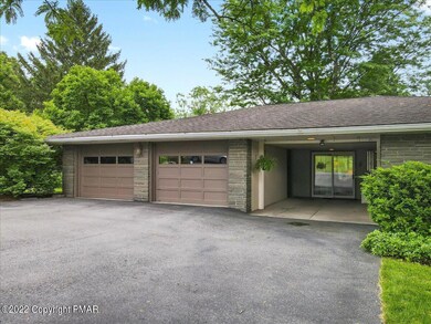 1145 Crestview Dr, Stroudsburg, PA 18360 - photo 4