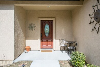 022_Front Entry