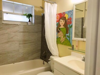 7832 Meridian St, Miramar, FL 33023 - photo 5