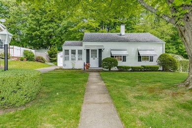 22 Moss Ave, Holyoke, MA 01040 - photo 2