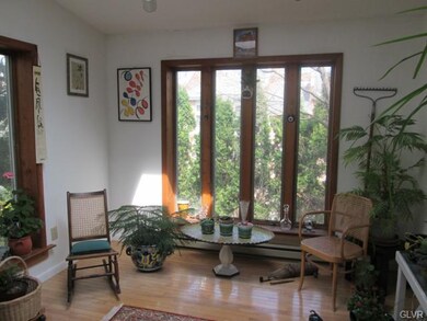 33 S 4th St, Allentown, PA 18102 - photo 6