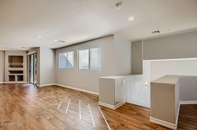 705 W Queen Creek 2162 Chandler AZ - Web