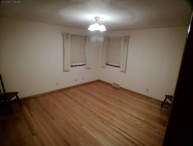 914 Catherine St, Joliet, IL 60435 - photo 5