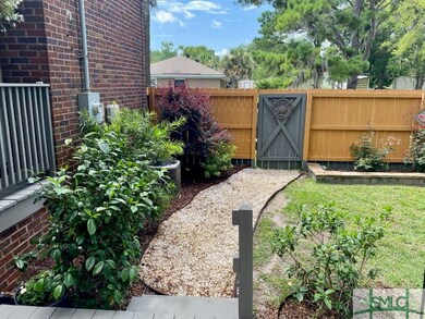 1002 E 31st St, Savannah, GA 31401 - photo 3