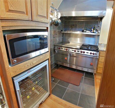 208 Orchard View Dr, Chelan, WA 98816 - photo 5