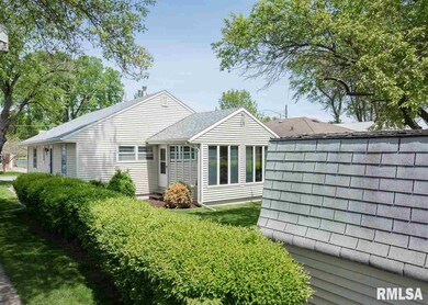 1233 E Dover Ct, Davenport, IA 52803 - photo 4