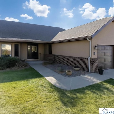 101 Apple Nook Ct, Mankato, MN 56001 - photo 2