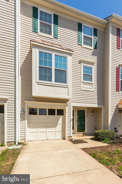 2469 Sugar Mill Way, Herndon, VA 20171 - photo 2