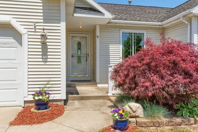 02 Front Entry