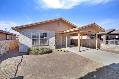 1085 Green Lilac Cir, El Paso, TX 79915 - photo 3