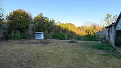 410 Springfield Ave, Laf Ayette, AL 36862 - photo 2