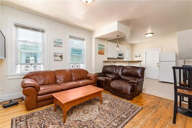 9 Ann St unit 1, Newport, RI 02840 - photo 2