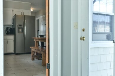 48 Kickemuit Rd, Warren, RI 02885 - photo 2