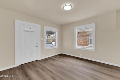 2721 Sacramento Ave, El Paso, TX 79930 - photo 6