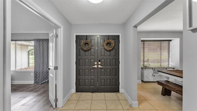 724 Palmore Ct, Lakeland, FL 33813 - photo 5