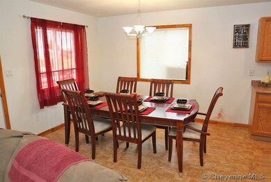 4912 Rawlins St, Cheyenne, WY 82001 - photo 5