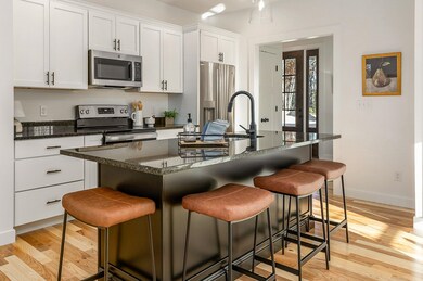 39 Cascade Cir unit 27, Kennebunk, ME 04043 - photo 4