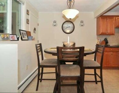 400 New River Rd unit 702, Manville, RI 02838 - photo 4