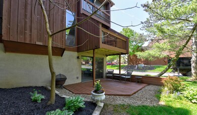 Back Patio-Decks (2)