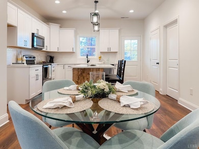 110 Aaron Place unit 600, Lynchburg, VA 24502 - photo 6