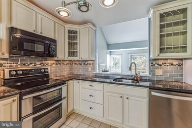 6605 Jupiter Hills Cir unit G, Alexandria, VA 22312 - photo 7