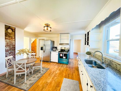 10 Crescent St, Pittsfield, NH 03263 - photo 7