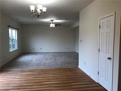 2674 Wildflower Ln, Greenwood, IN 46143 - photo 7