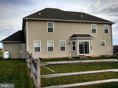 9223 Lindale Ave, Greencastle, PA 17225 - photo 2