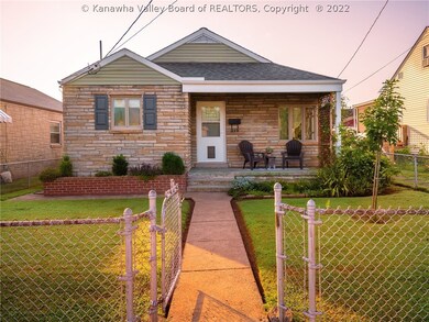 312 21st St, Dunbar, WV 25064 - photo 2