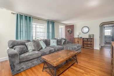 30 Spring St, Weymouth, MA 02188 - photo 5