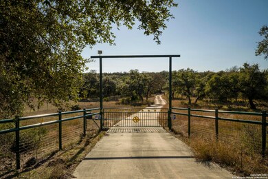 6511 Farm To Market Road 311, Spring Branch, TX 78070 - photo 5