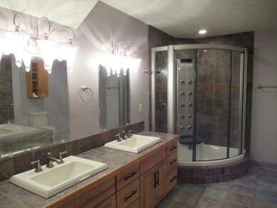 Extravagant Master Bath